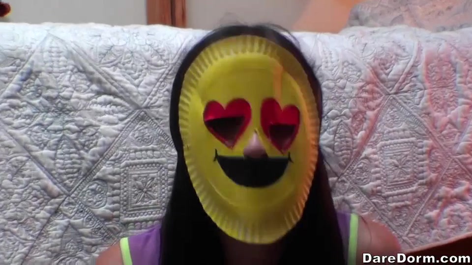 Young beauty chicks are making masks and sharing one…
