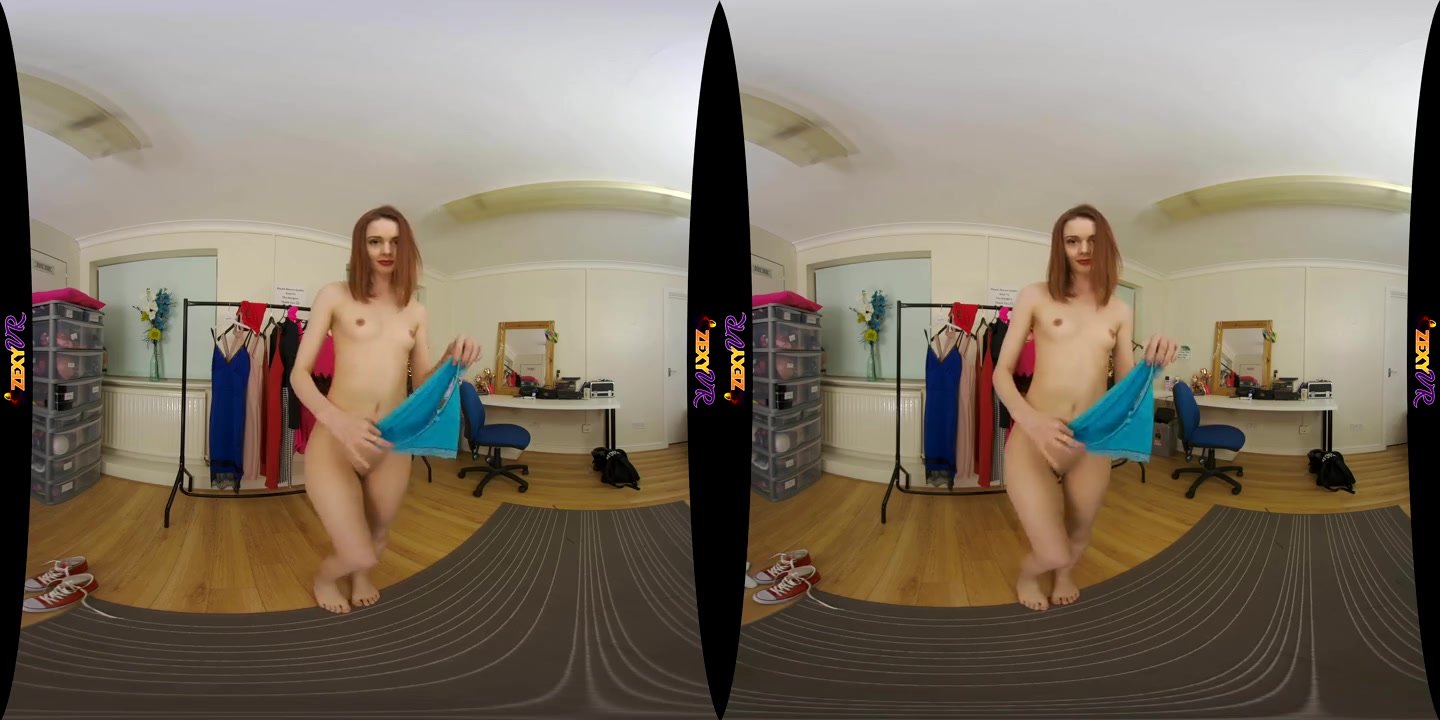 Depraved vixen Kourtney VR exciting adult clip
